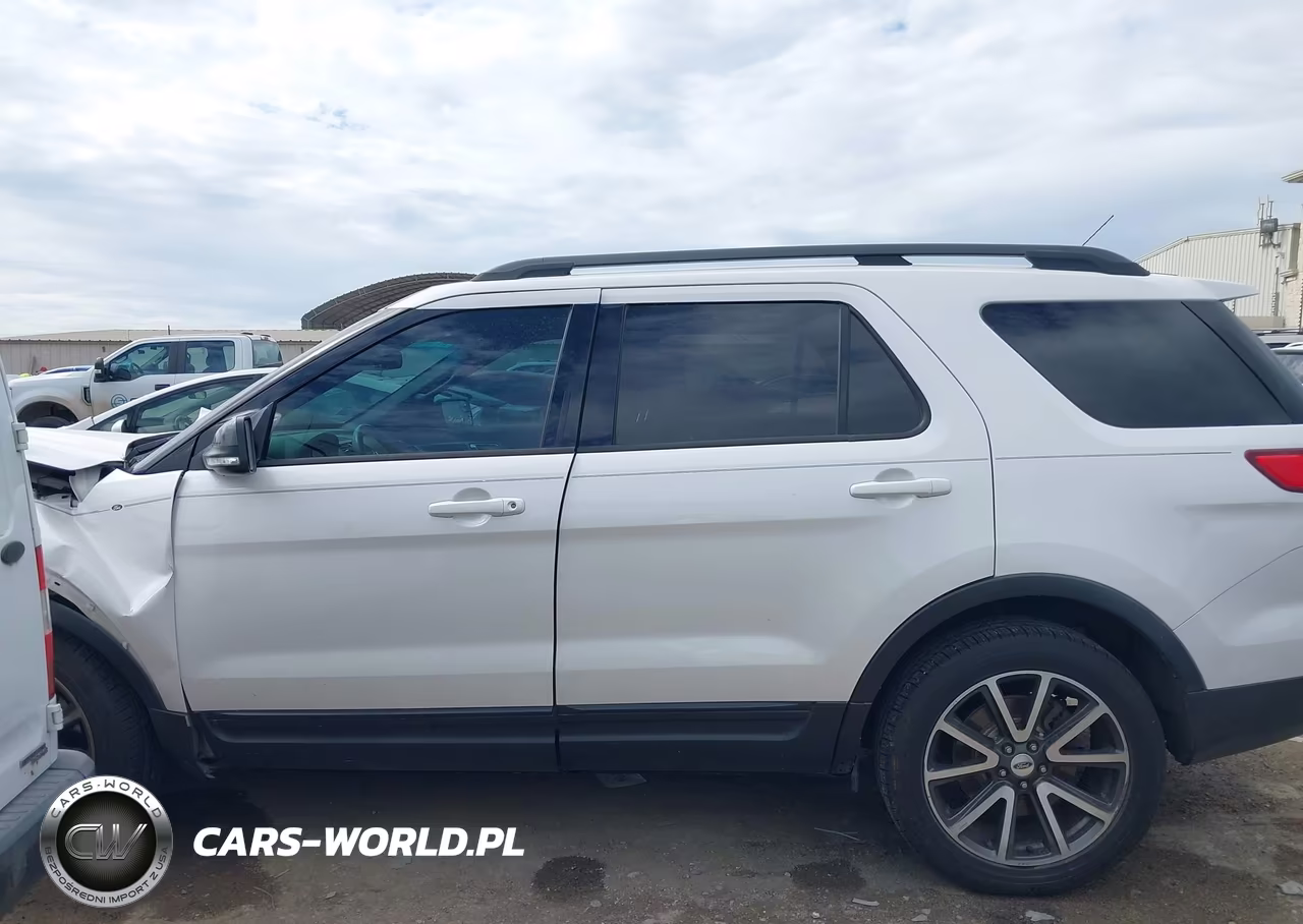 2015 Ford Explorer Xlt VIN:1FM5K7D89FGC62569 - 14
