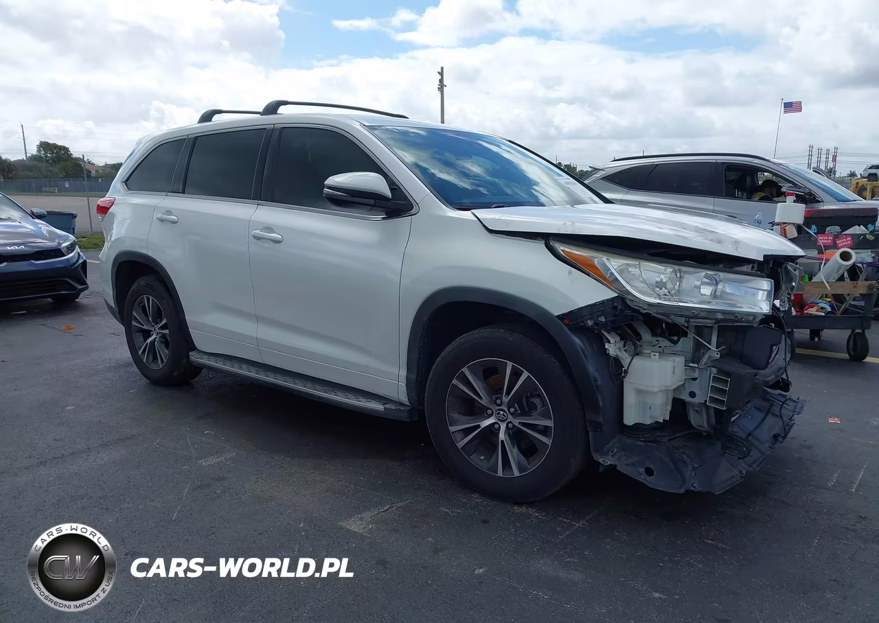 2018 Toyota Highlander Le