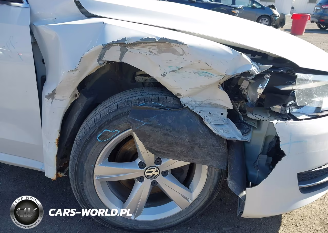 2014 Volkswagen Passat 1.8T Se VIN:1VWBS7A35EC040663 - 13