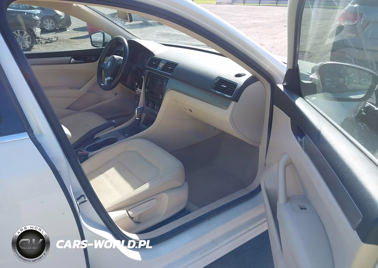 2014 Volkswagen Passat 1.8T Se VIN:1VWBS7A35EC040663 - 5
