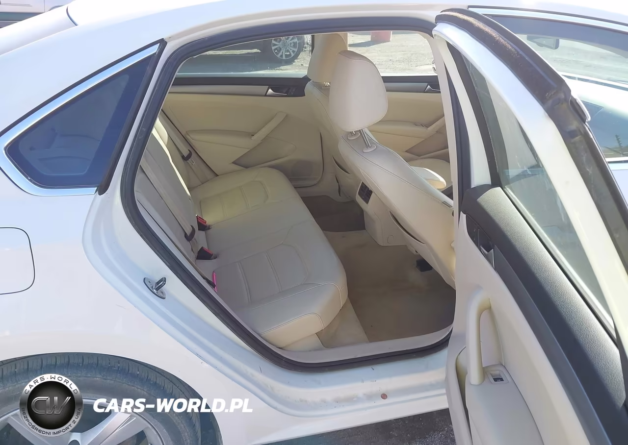 2014 Volkswagen Passat 1.8T Se VIN:1VWBS7A35EC040663 - 8