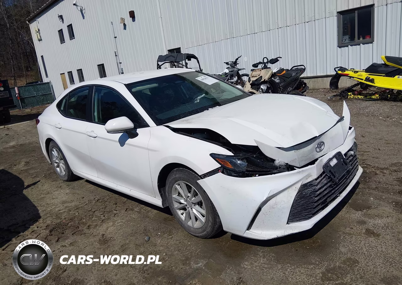 2025 Toyota Camry Le