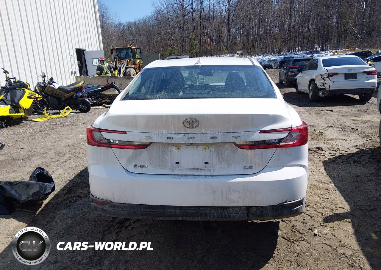 2025 Toyota Camry Le VIN:4T1DAACK5SU595811 - 16