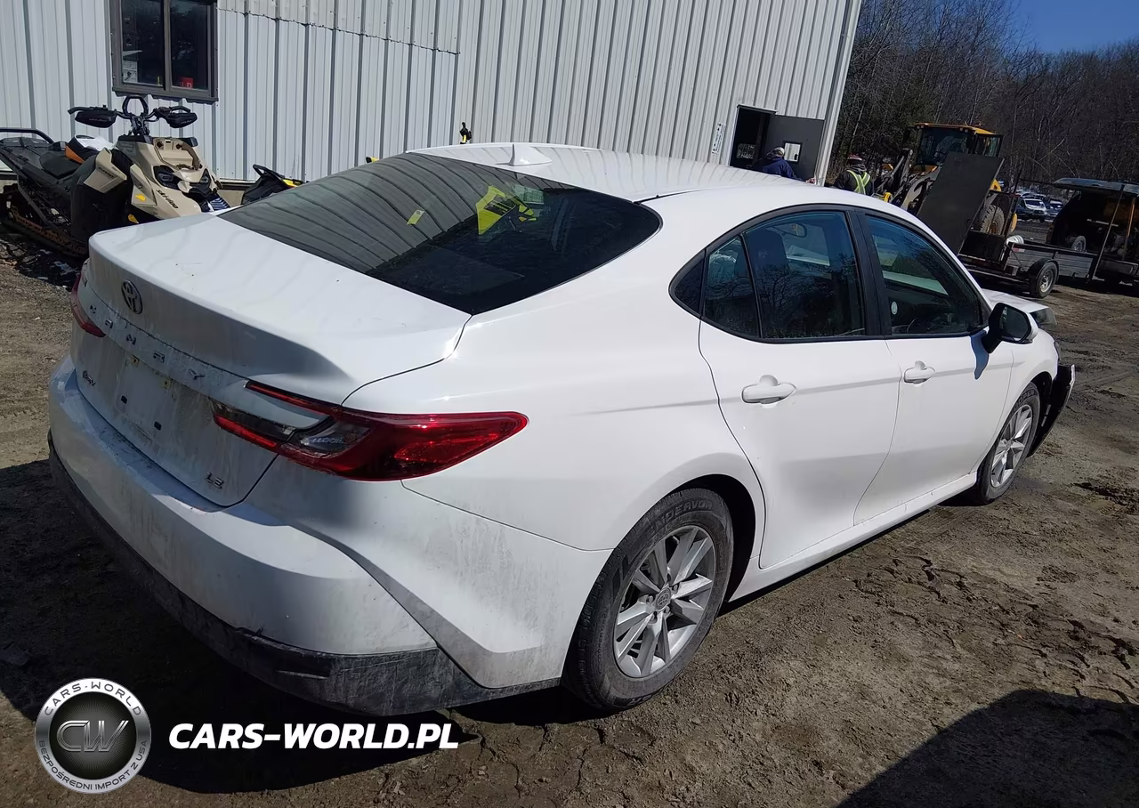 2025 Toyota Camry Le VIN:4T1DAACK5SU595811 - 4