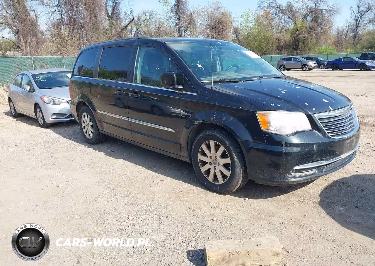 2014 Chrysler Town & Country Touring