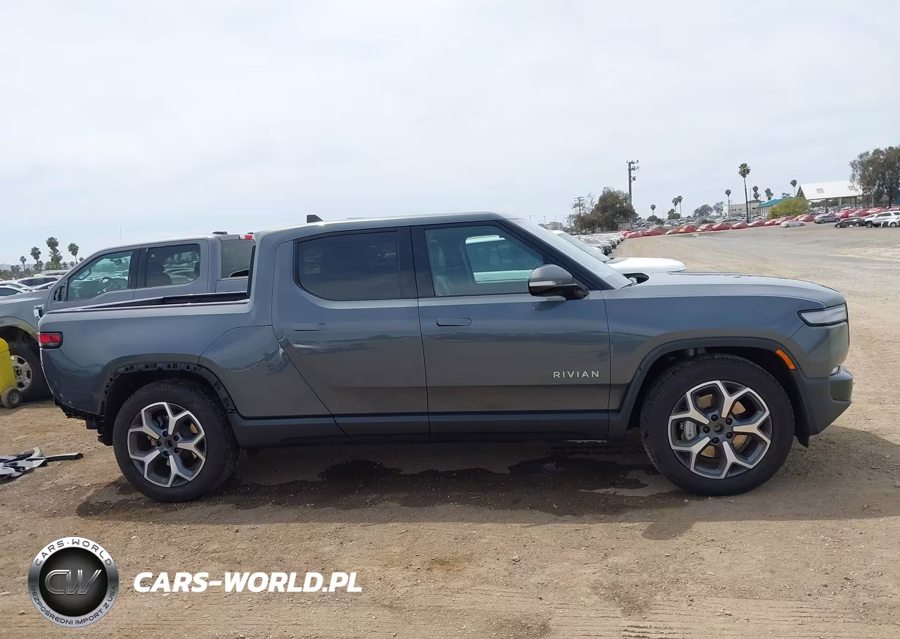 2024 Rivian R1T Adventure Dual Motor Large Pack-Adventure Dual Motor Perf Large Pack VIN:7FCTGBAA1RN033675 - 14