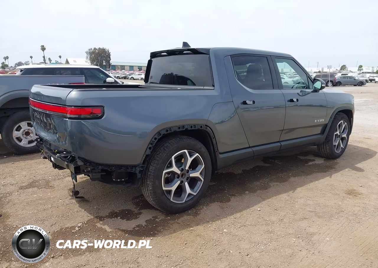 2024 Rivian R1T Adventure Dual Motor Large Pack-Adventure Dual Motor Perf Large Pack VIN:7FCTGBAA1RN033675 - 4