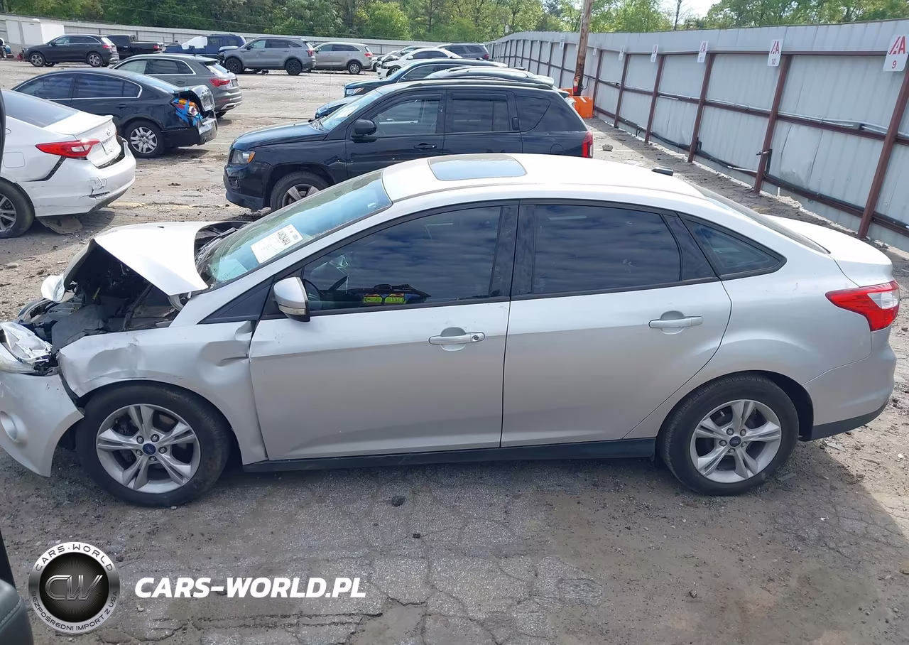2014 Ford Focus Se VIN:1FADP3F29EL458087 - 14