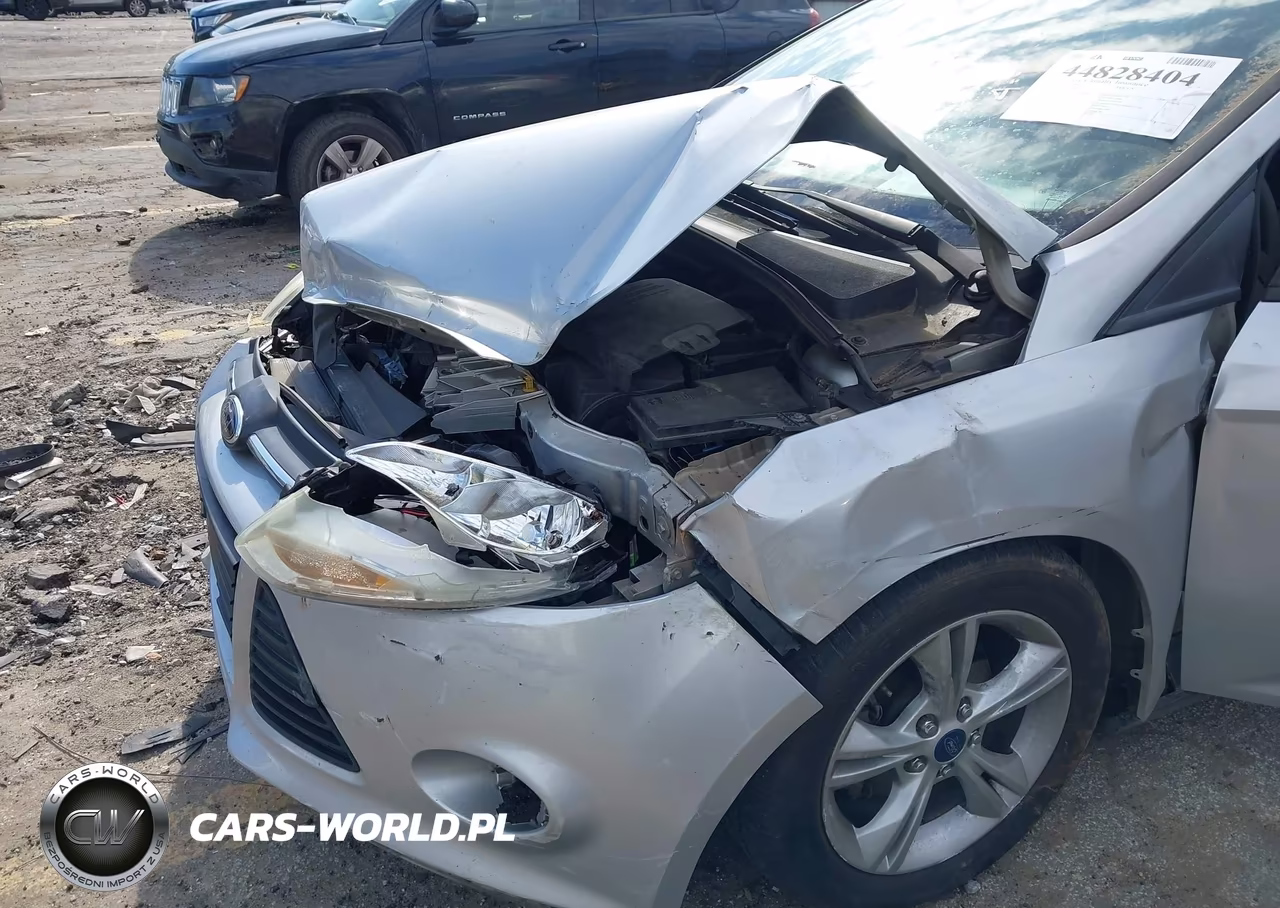 2014 Ford Focus Se VIN:1FADP3F29EL458087 - 6