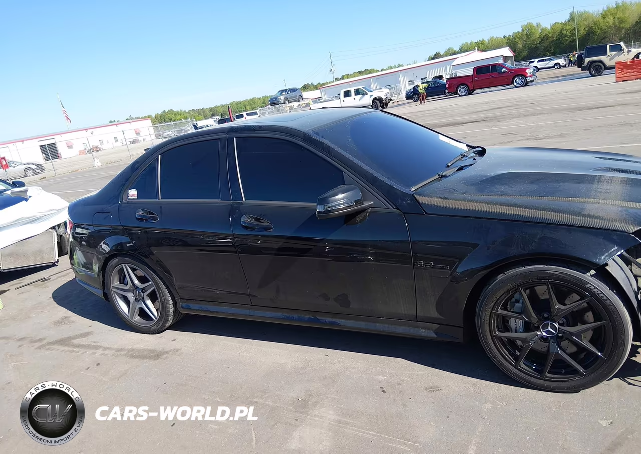 2011 Mercedes-Benz C 63 Amg VIN:WDDGF7HB5BF562834 - 14