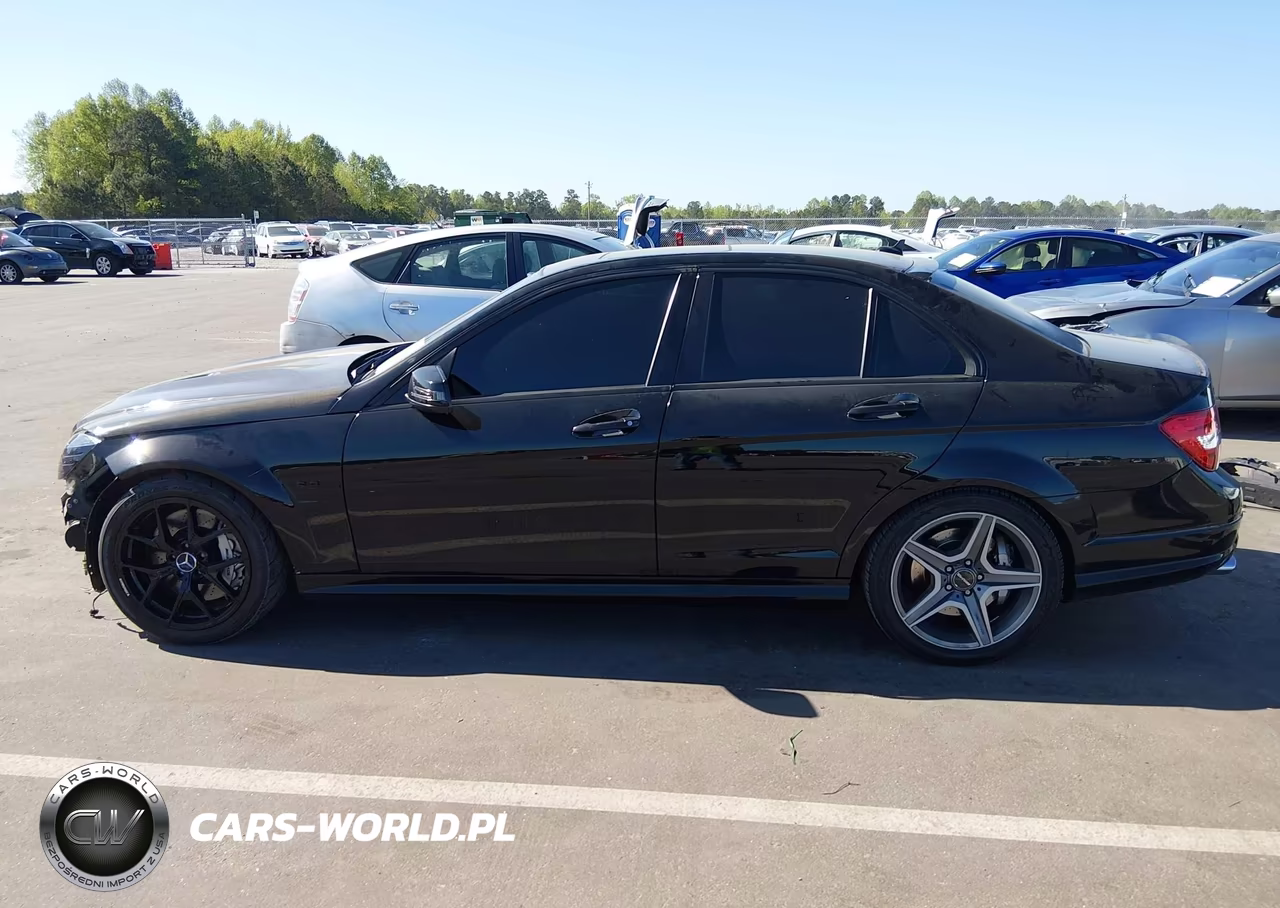 2011 Mercedes-Benz C 63 Amg VIN:WDDGF7HB5BF562834 - 15