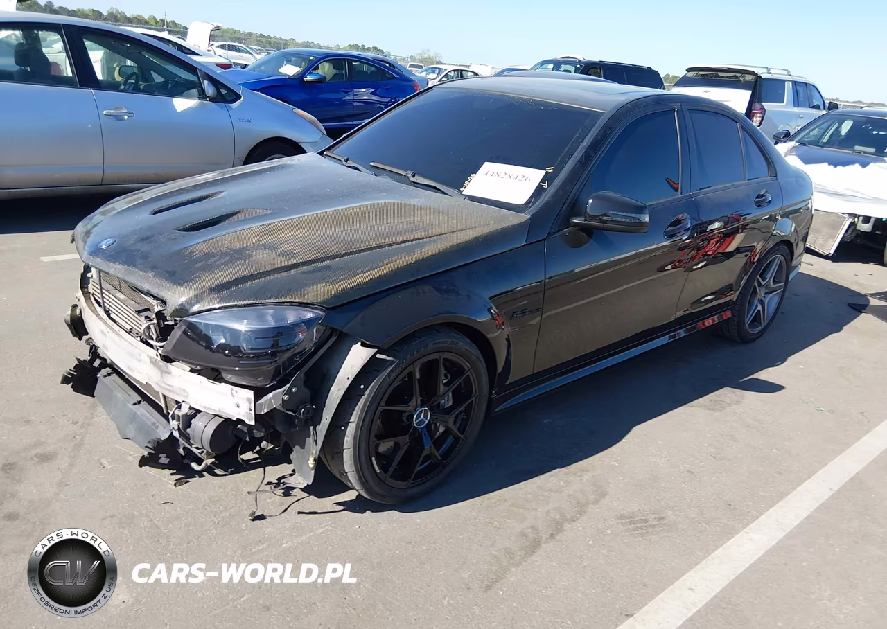 2011 Mercedes-Benz C 63 Amg VIN:WDDGF7HB5BF562834 - 2