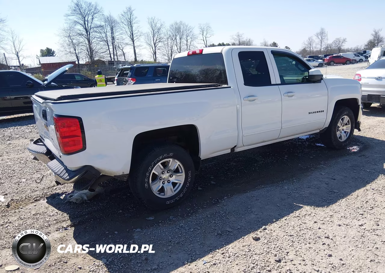 2018 Chevrolet Silverado 1500 1Lt VIN:1GCVKREC5JZ166261 - 4