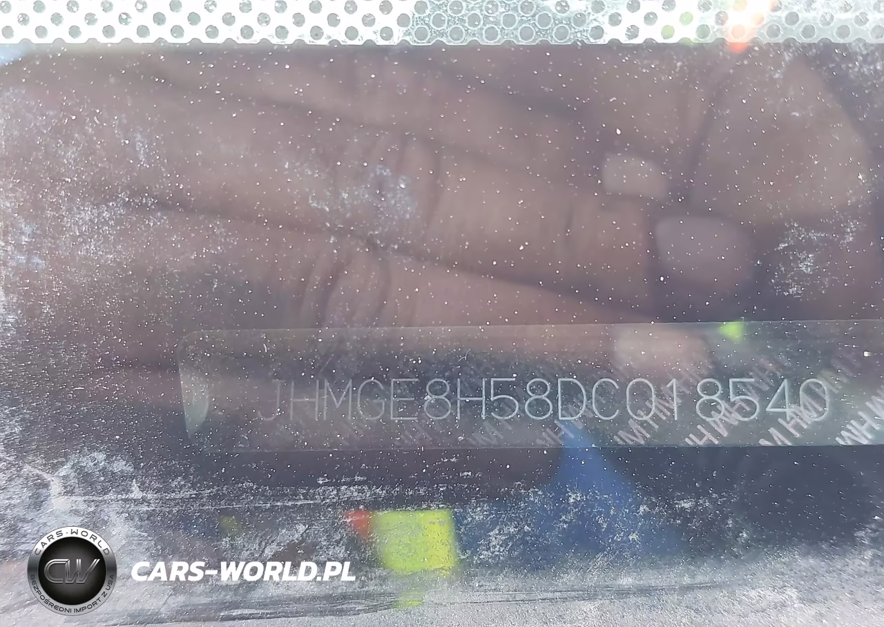 2013 Honda Fit Sport VIN:JHMGE8H58DC018540 - 16