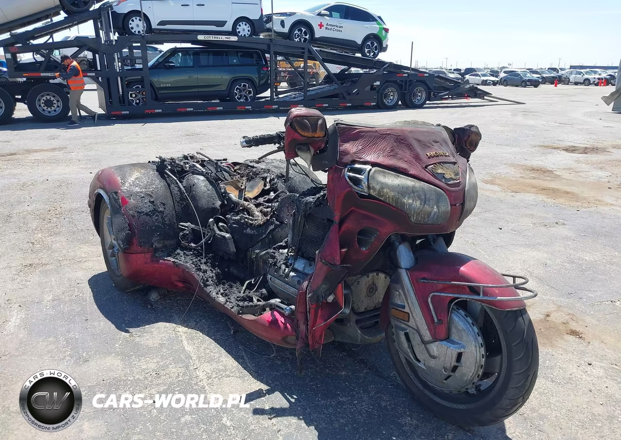 2004 Honda Gl1800