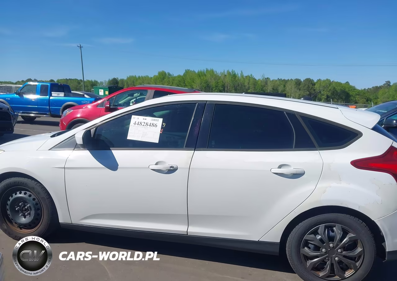 2012 Ford Focus Se VIN:1FAHP3K24CL470765 - 14