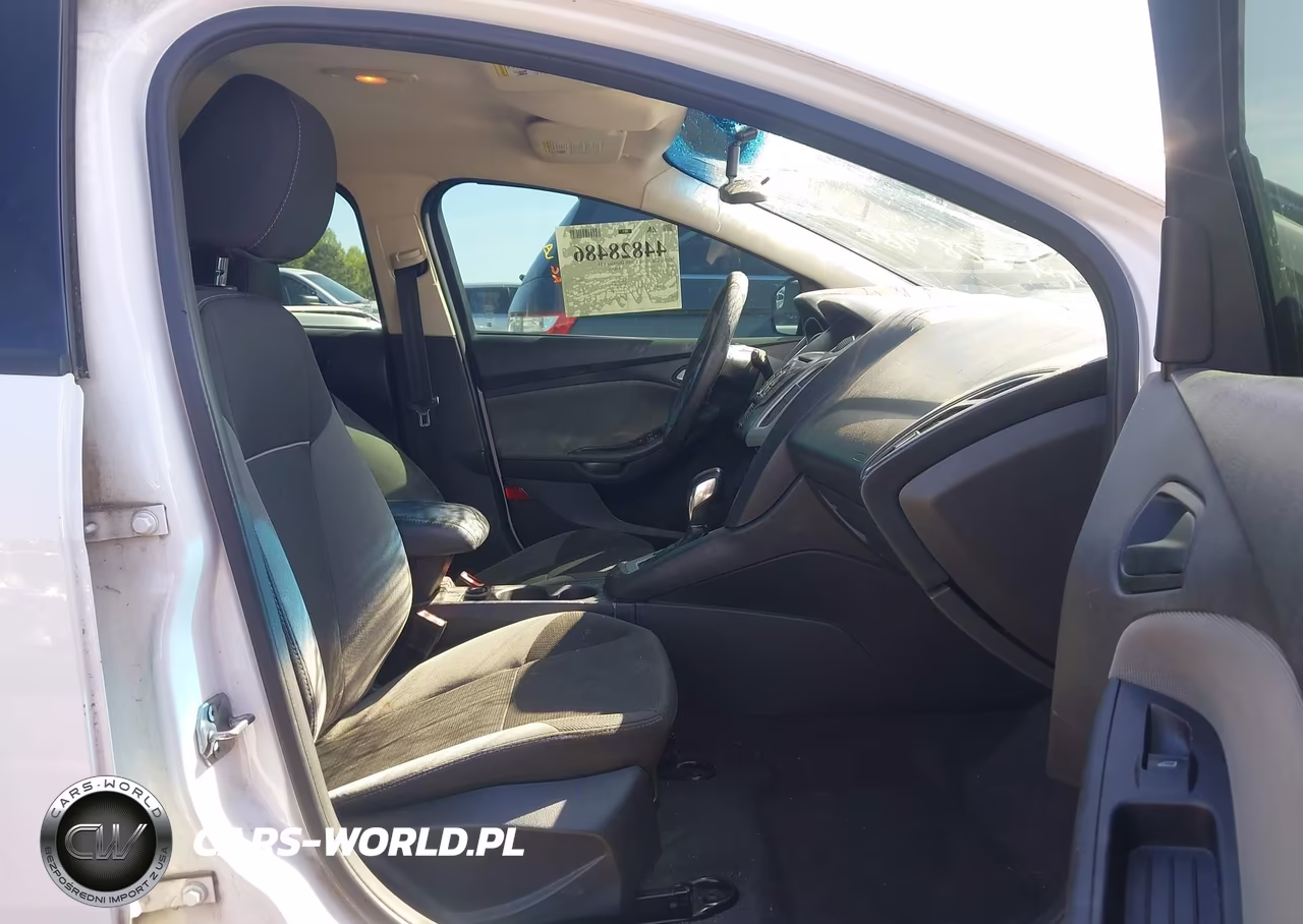 2012 Ford Focus Se VIN:1FAHP3K24CL470765 - 5