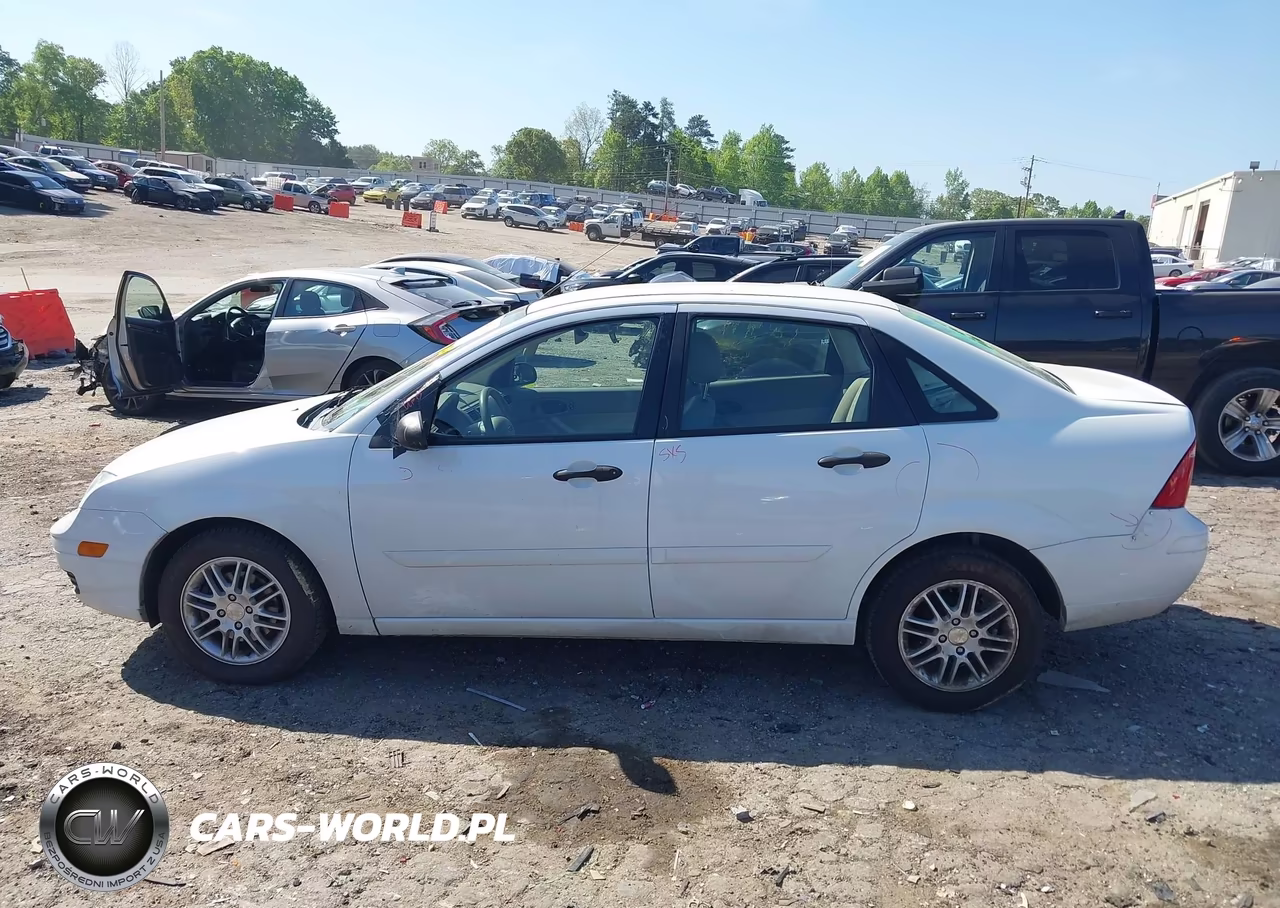 2005 Ford Focus Zx4 VIN:1FAFP34N55W227000 - 14