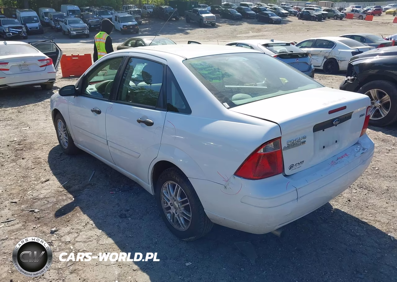 2005 Ford Focus Zx4 VIN:1FAFP34N55W227000 - 3