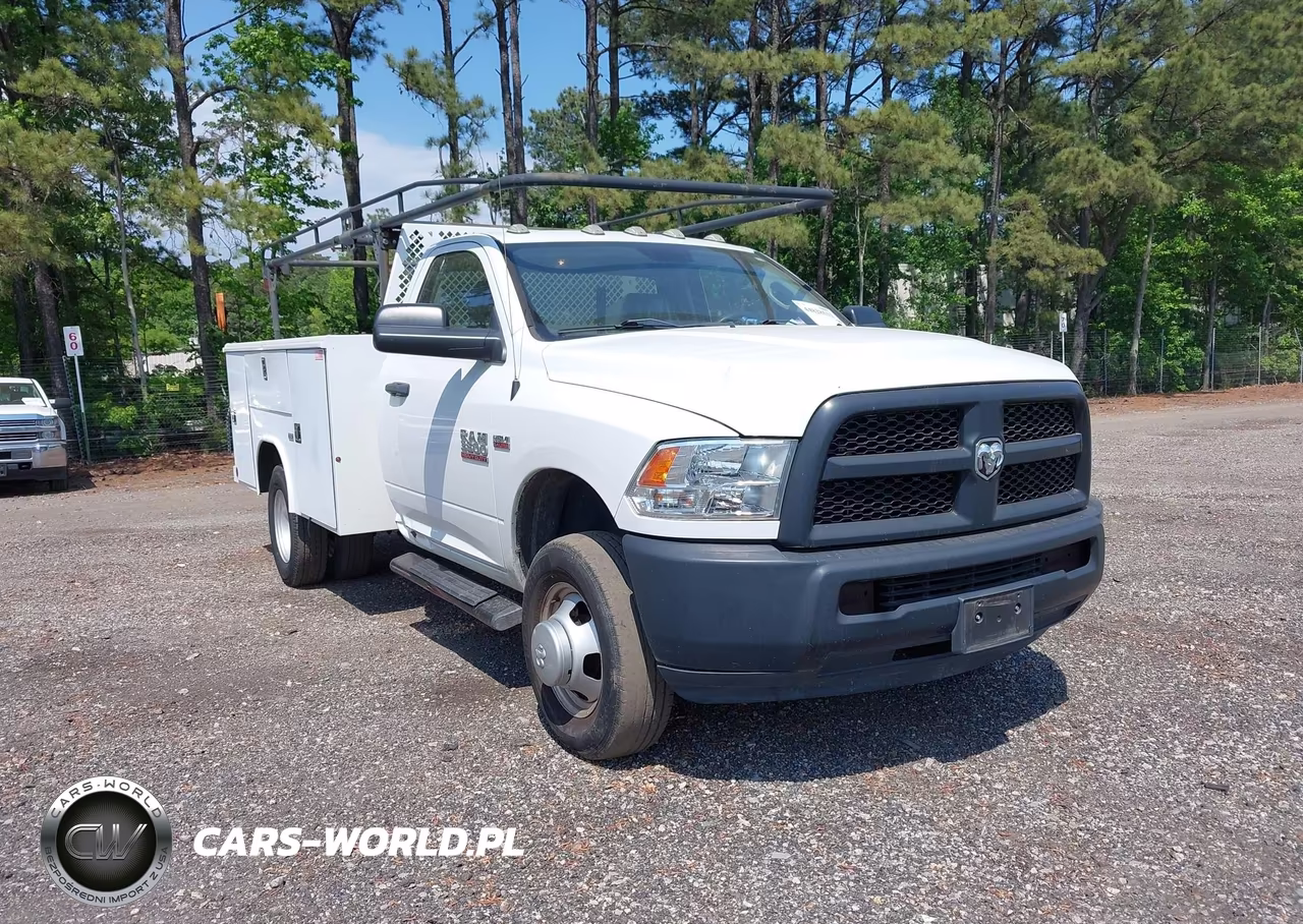 2018 Ram 3500 Chassis Tradesman-Slt