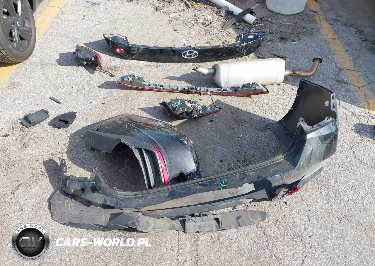 2023 Hyundai Elantra Sel VIN:KMHLM4AG8PU571318 - 12