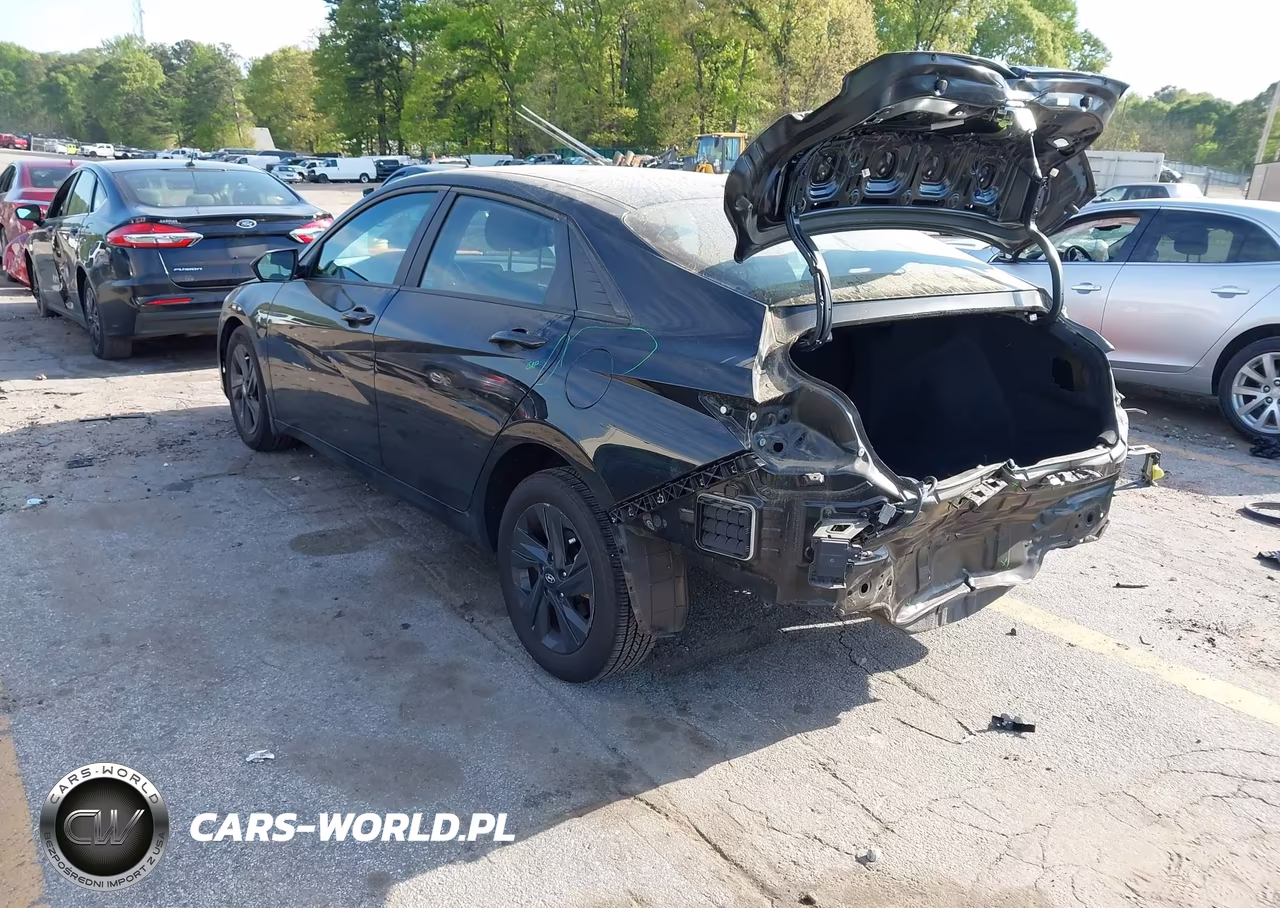 2023 Hyundai Elantra Sel VIN:KMHLM4AG8PU571318 - 3