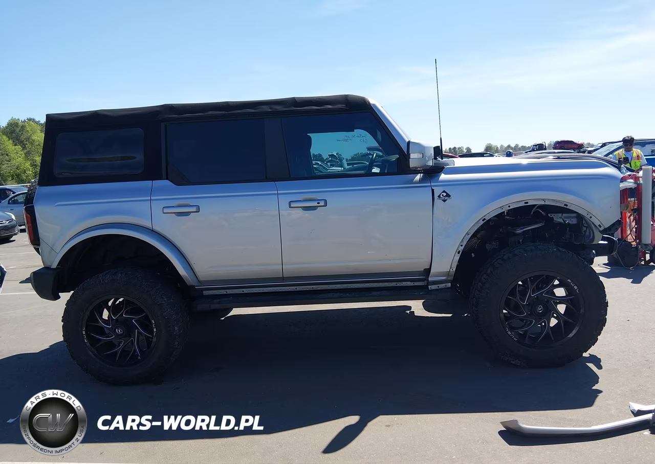 2023 Ford Bronco Outer Banks VIN:1FMDE5BH3PLA88453 - 14