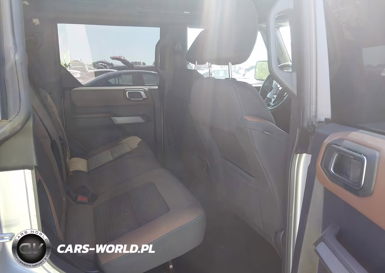 2023 Ford Bronco Outer Banks VIN:1FMDE5BH3PLA88453 - 8