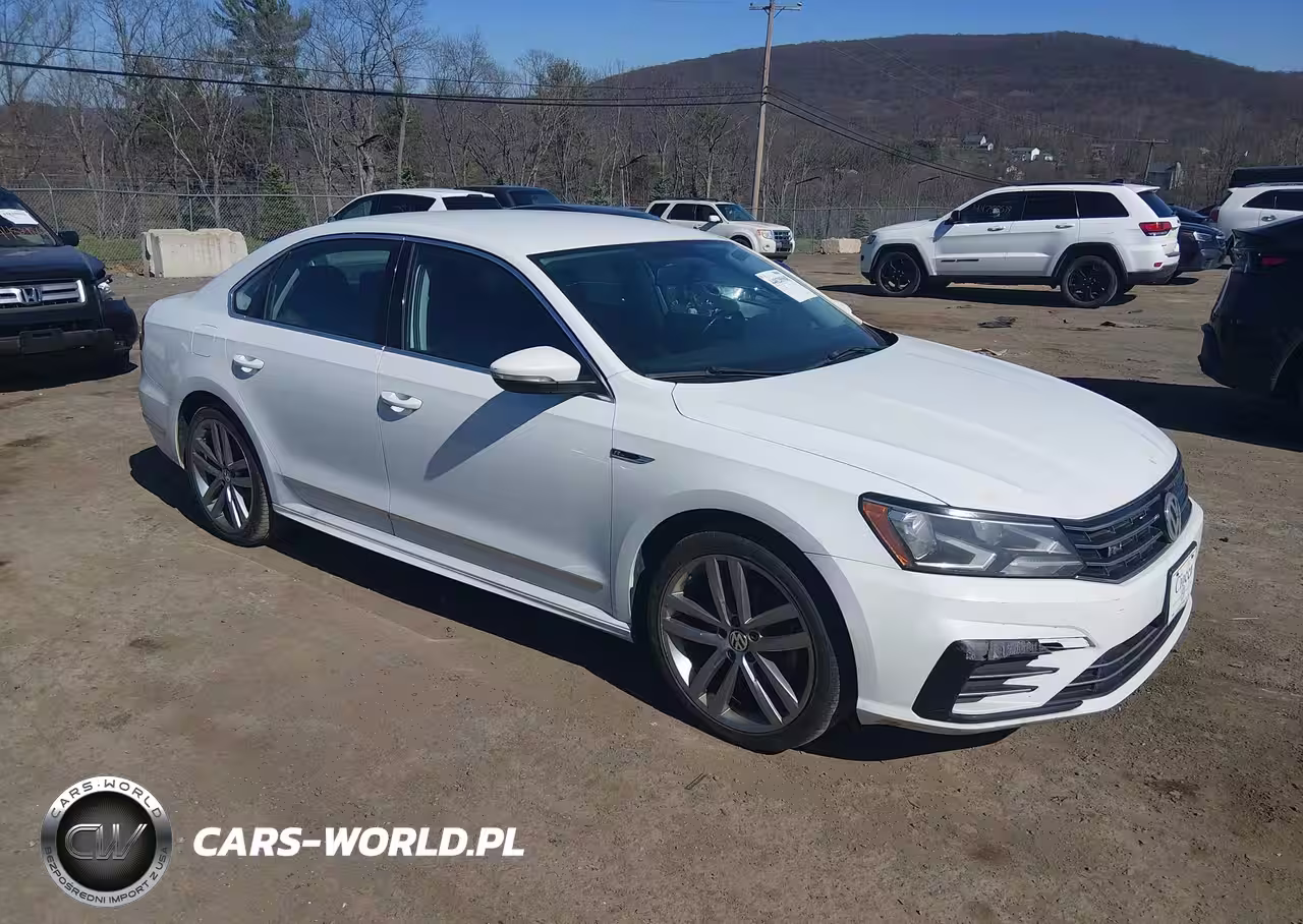2017 Volkswagen Passat 1.8T R-Line