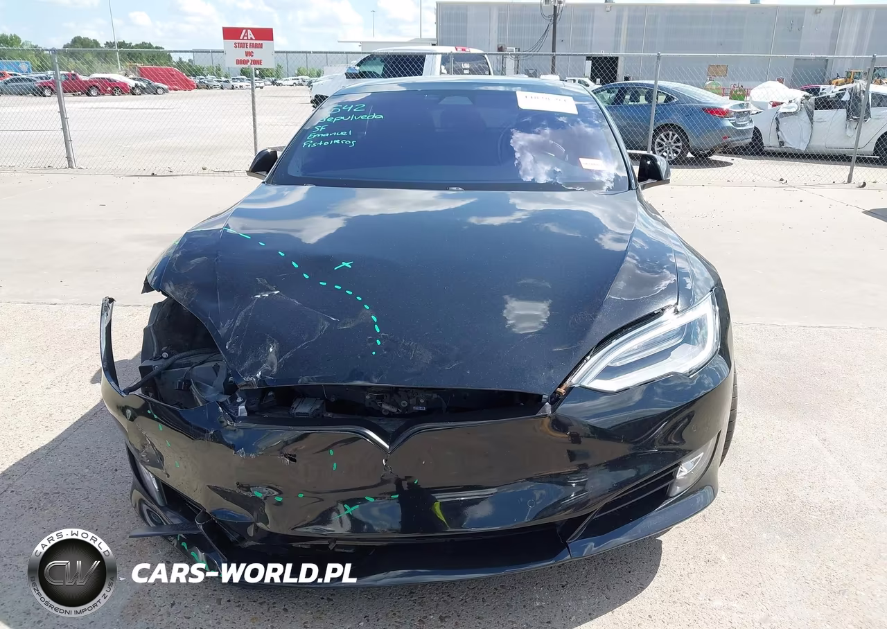 2018 Tesla Model S 100D-75D-P100D VIN:5YJSA1E28JF247940 - 13