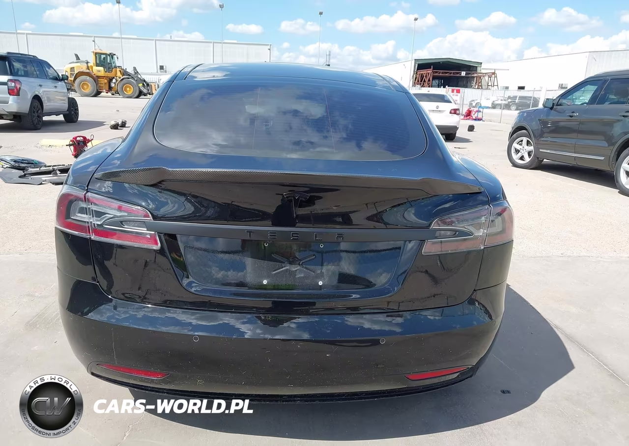 2018 Tesla Model S 100D-75D-P100D VIN:5YJSA1E28JF247940 - 17