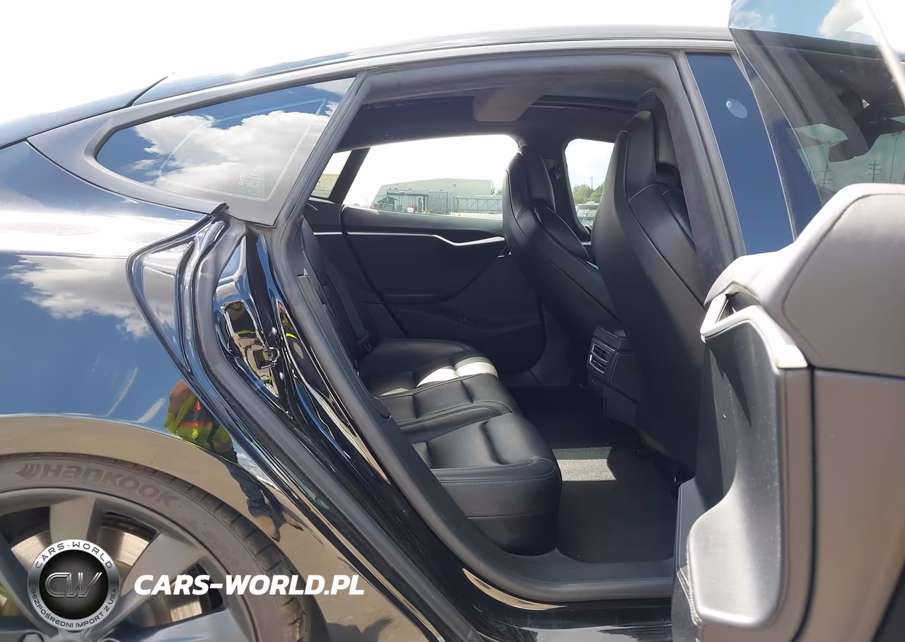 2018 Tesla Model S 100D-75D-P100D VIN:5YJSA1E28JF247940 - 8