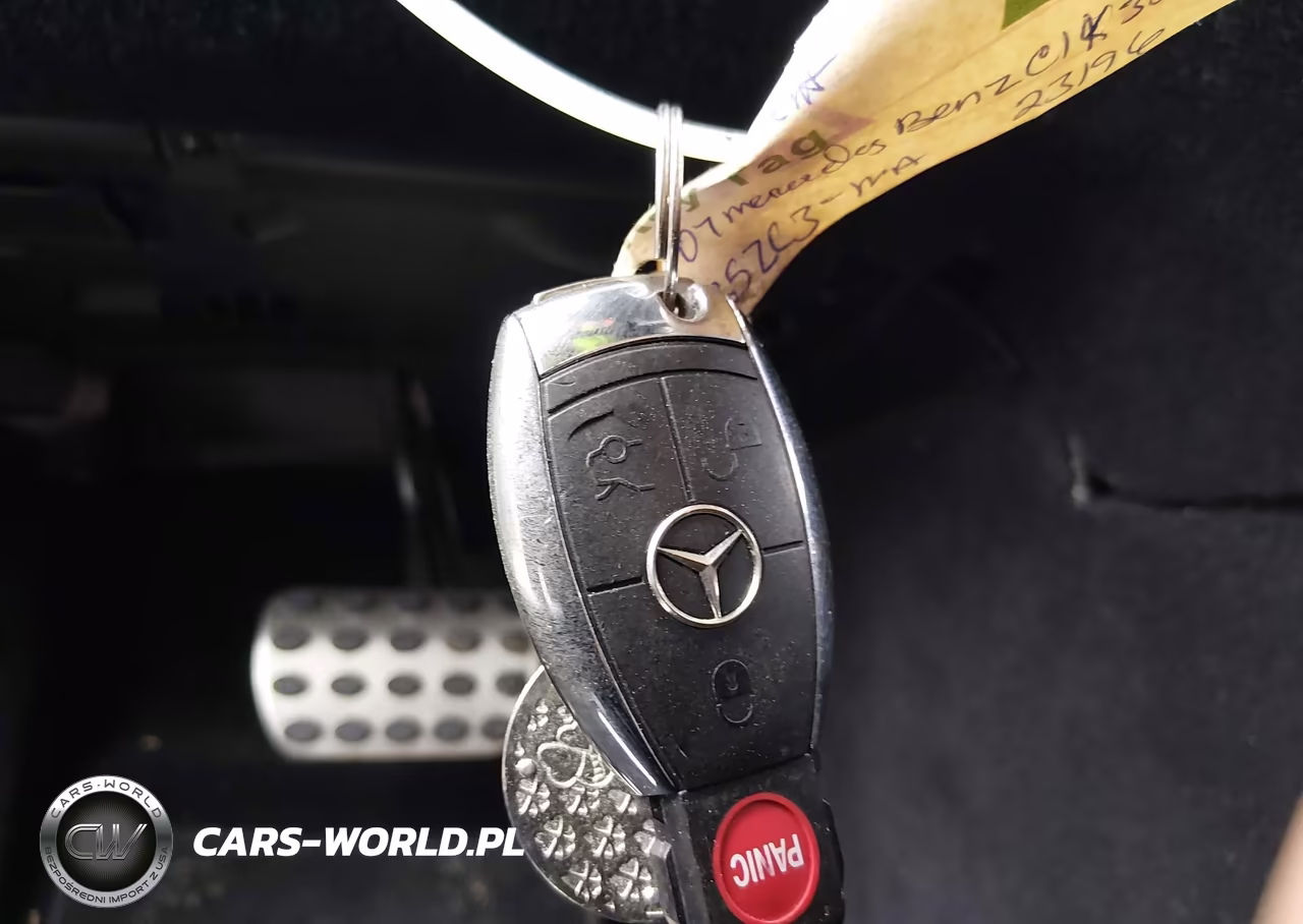 2007 Mercedes-Benz Clk 350 VIN:WDBTJ56H57F227677 - 11