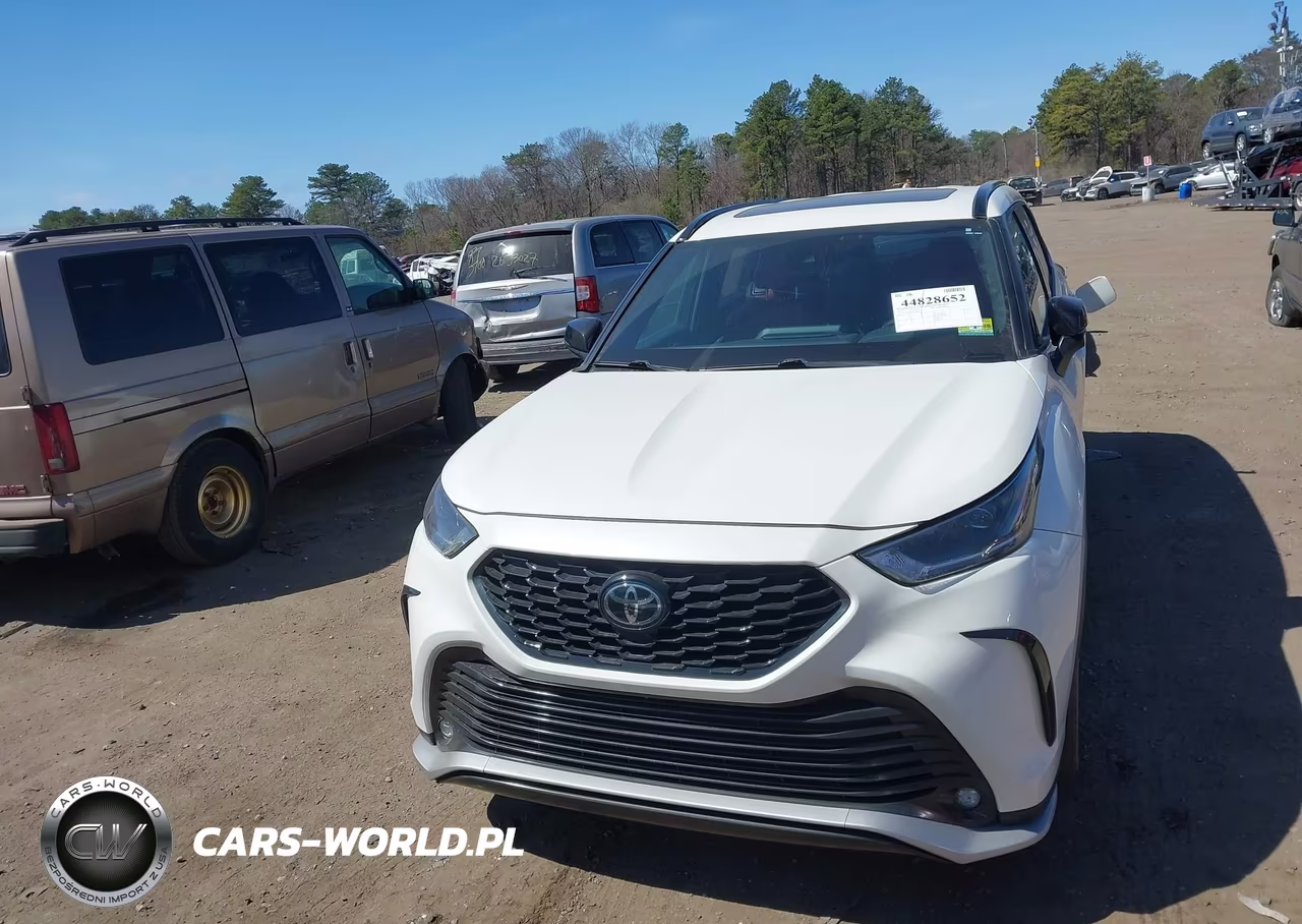 2021 Toyota Highlander Xse VIN:5TDLZRBH3MS085560 - 12
