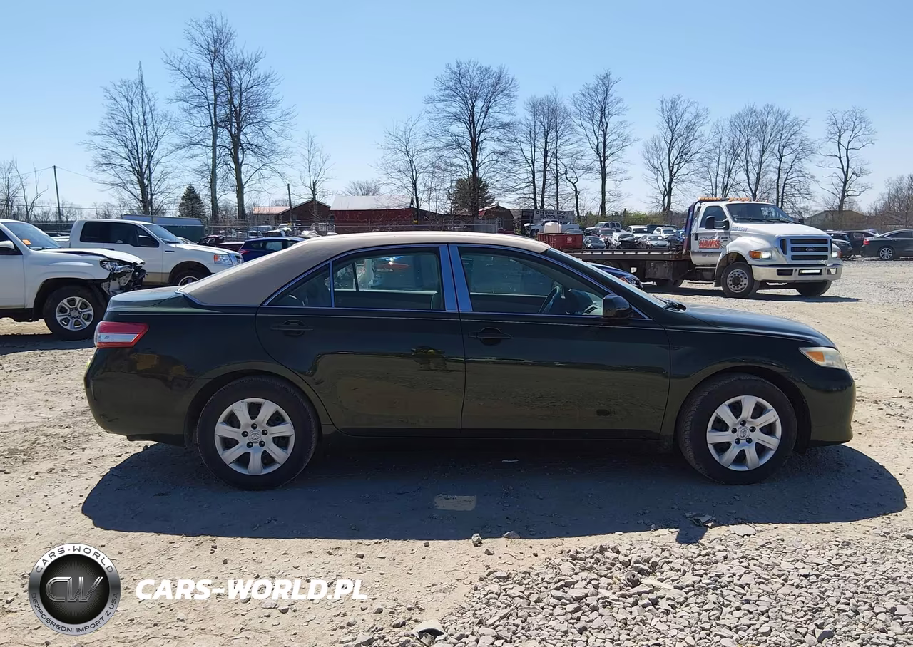 2011 Toyota Camry Le VIN:4T1BF3EK1BU585892 - 13
