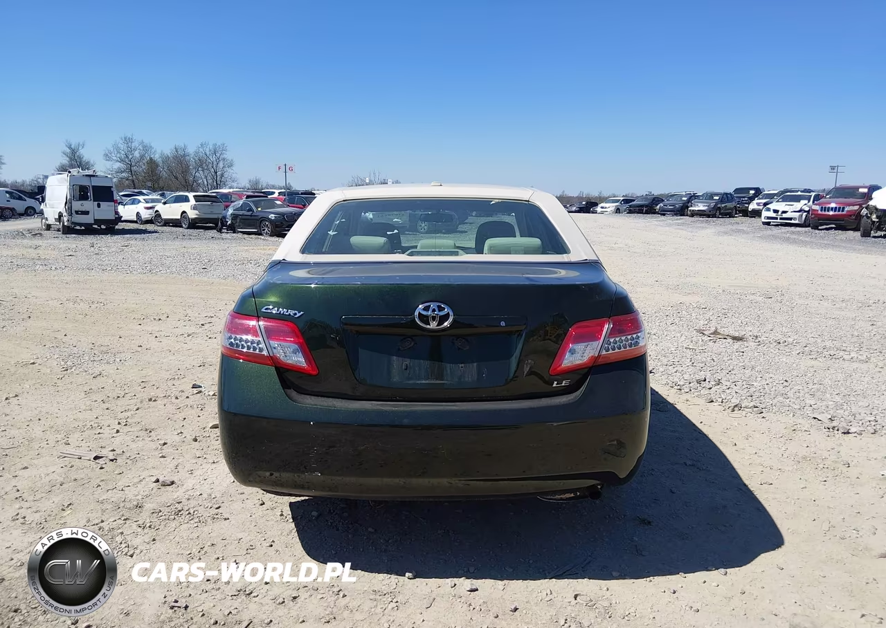 2011 Toyota Camry Le VIN:4T1BF3EK1BU585892 - 16