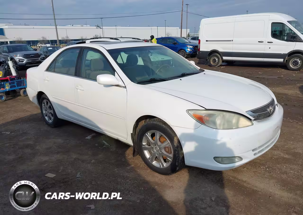 2004 Toyota Camry Le