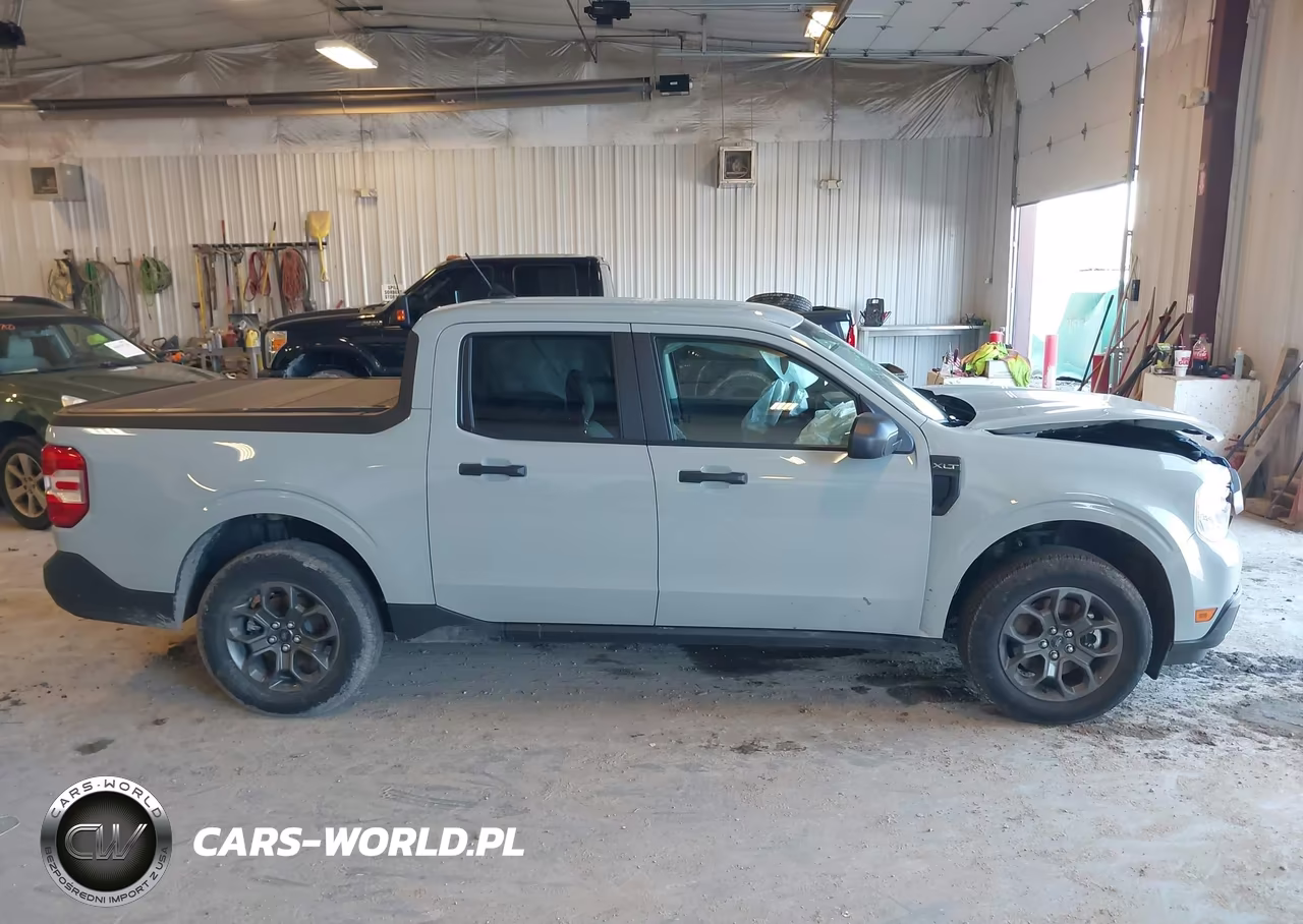 2024 Ford Maverick Xlt VIN:3FTTW8J90RRB09613 - 13