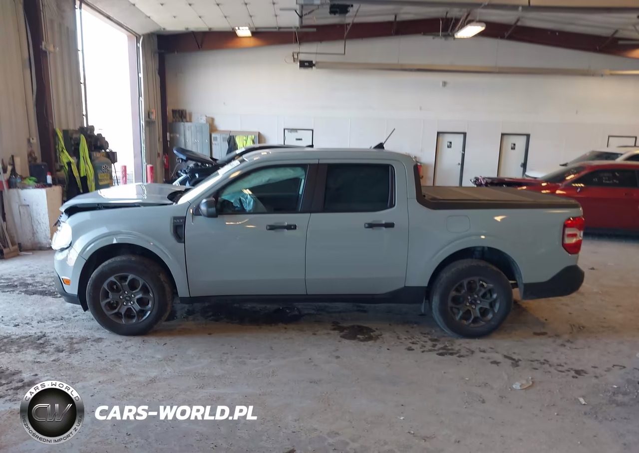 2024 Ford Maverick Xlt VIN:3FTTW8J90RRB09613 - 14