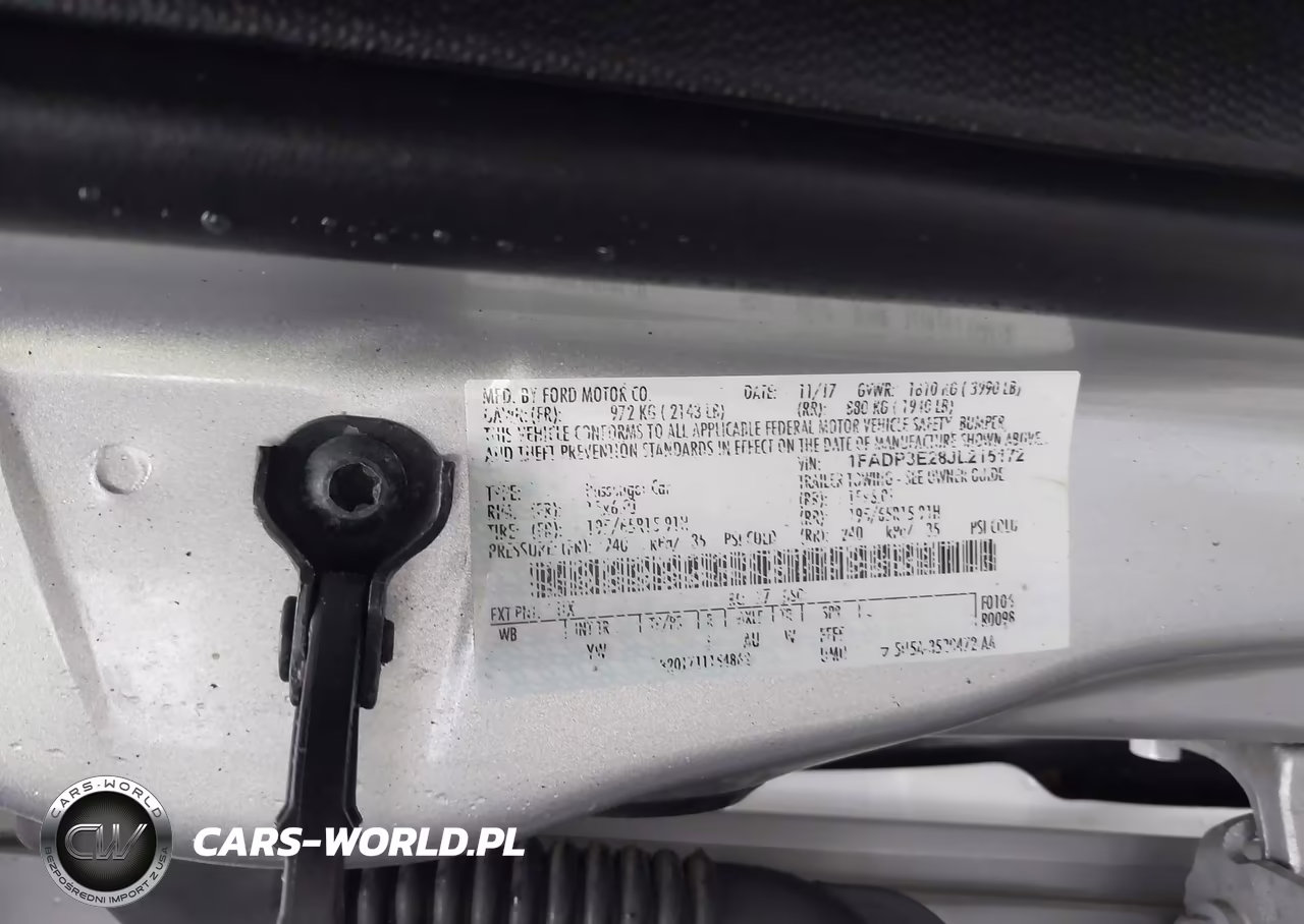 2018 Ford Focus S VIN:1FADP3E28JL215172 - 9