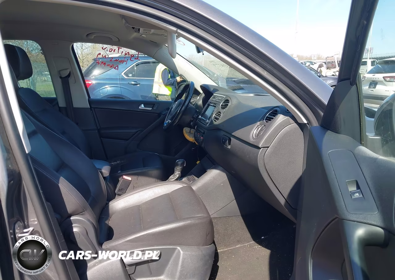 2015 Volkswagen Tiguan Se VIN:WVGBV7AX8FW582137 - 5