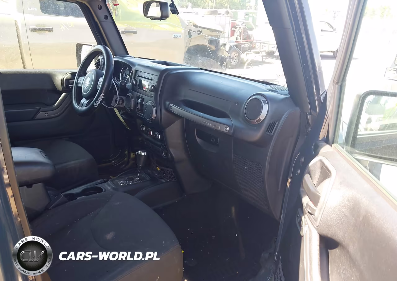 2018 Jeep Wrangler Jk Unlimited Sport S 4X4 VIN:1C4BJWDG3JL886993 - 5