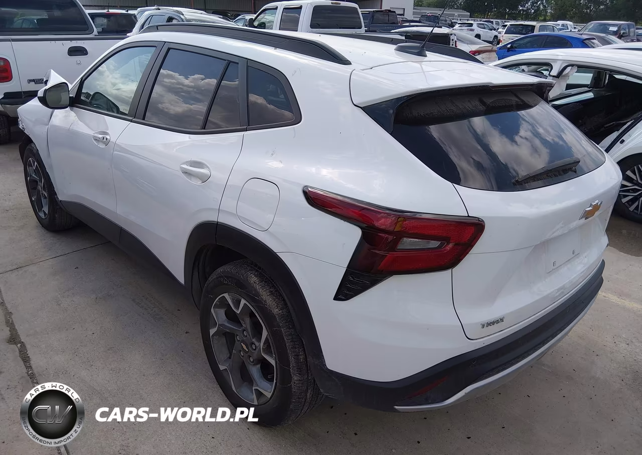 2024 Chevrolet Trax Fwd Lt VIN:KL77LHE21RC174909 - 3