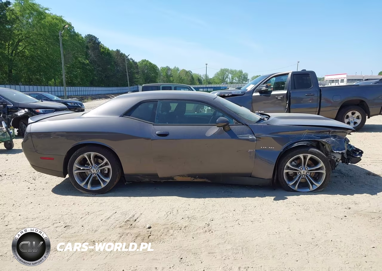 2022 Dodge Challenger R-T VIN:2C3CDZBT3NH124641 - 13