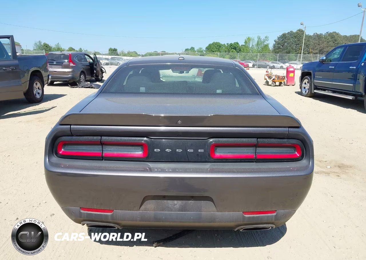 2022 Dodge Challenger R-T VIN:2C3CDZBT3NH124641 - 16