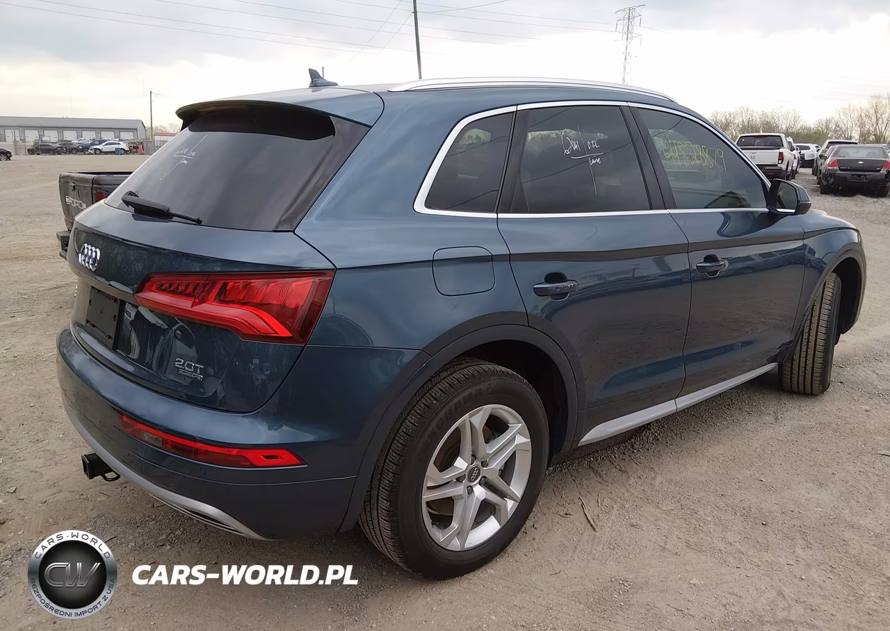 2018 Audi Q5 2.0T Premium-2.0T Tech Premium VIN:WA1BNAFY6J2076402 - 4