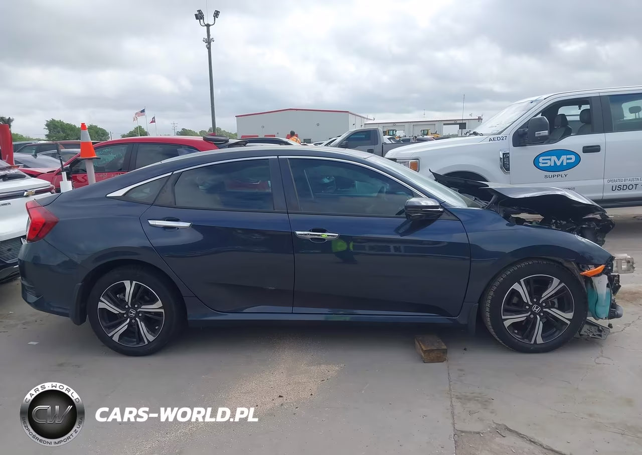 2017 Honda Civic Touring VIN:19XFC1F98HE024448 - 14