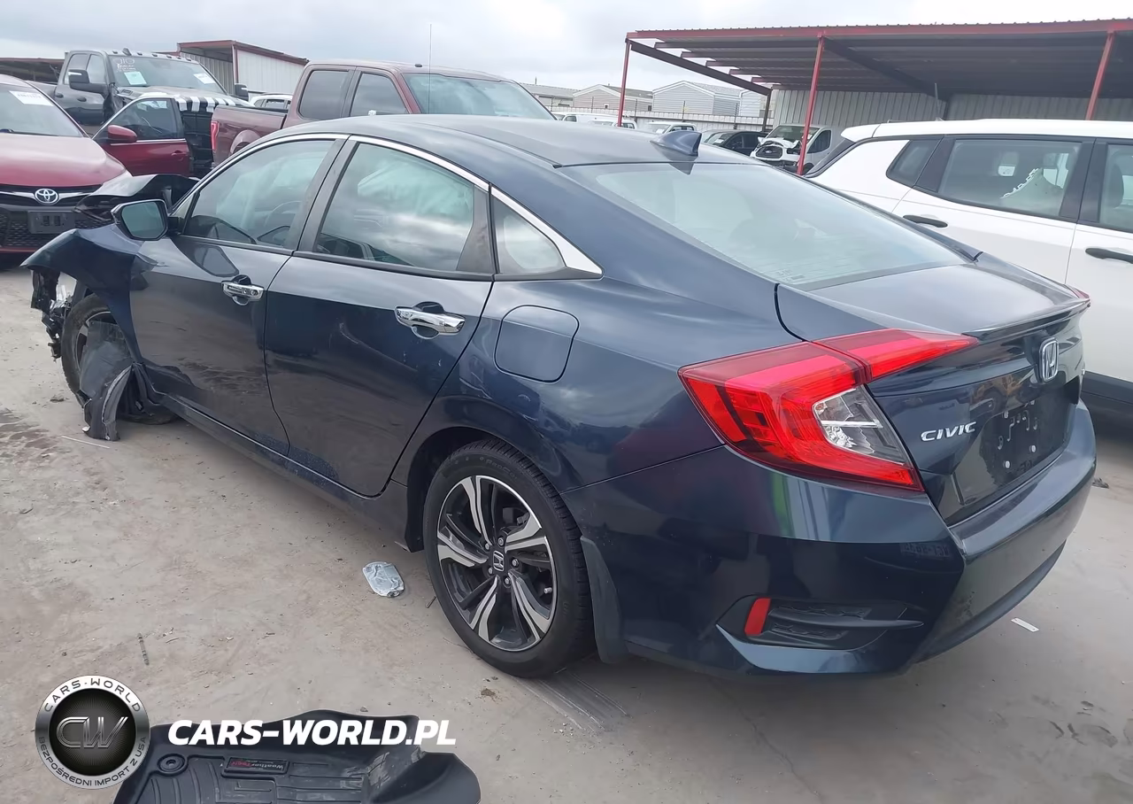 2017 Honda Civic Touring VIN:19XFC1F98HE024448 - 3