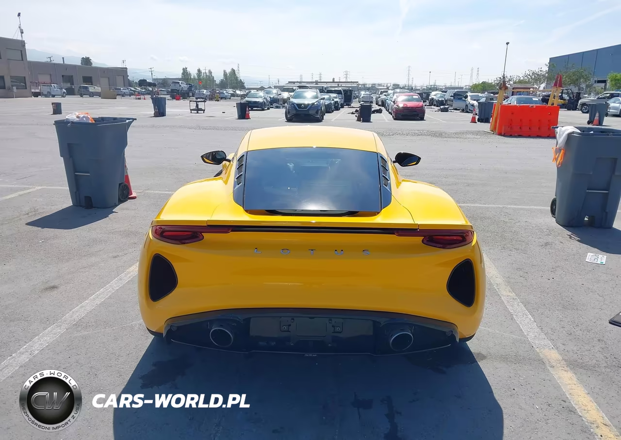 2024 Lotus Emira V6 First Edition VIN:SCCLEKAX6RHA10893 - 16