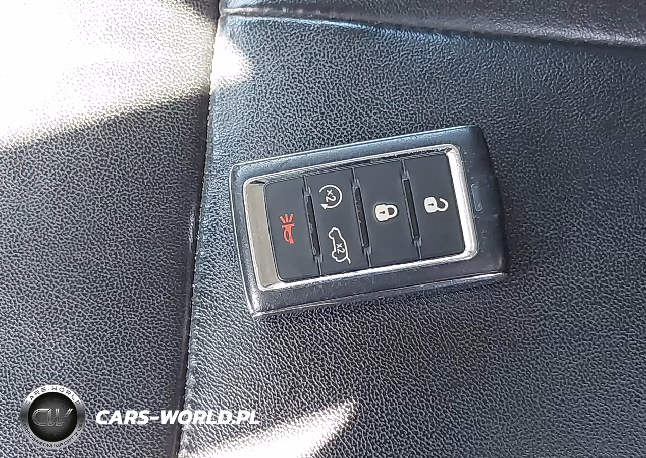 2021 Jeep Grand Cherokee L Limited 4X4 VIN:1C4RJKBG3M8141212 - 11